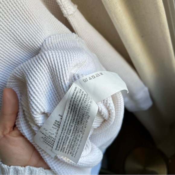 Abercrombie & Fitch Long Sleeve Thermal Tee | Small - Picture 6 of 10
